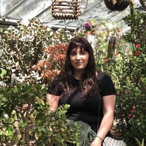 Meet your Posher, Victoria